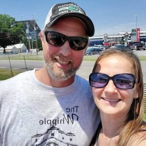 Meet your Posher, Brook